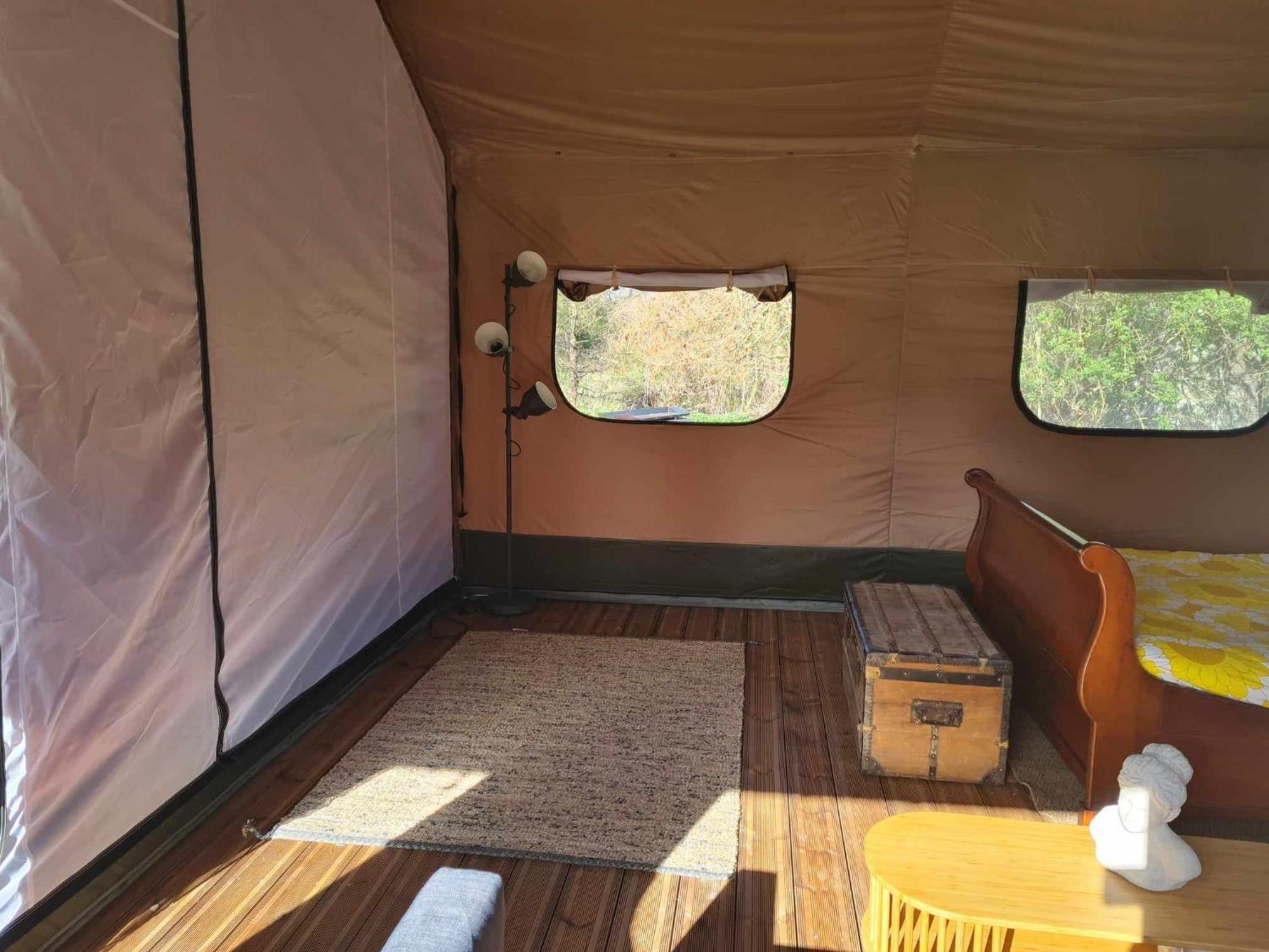 Camping De La Touche Ligueil Buitenkant foto